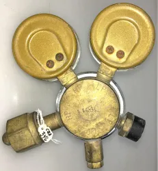 Western Accu-Trol MSA-7152 Compressed Air Regulator CGA 346, 2 of 4