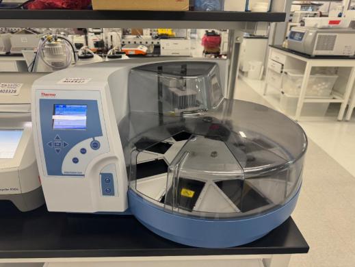 Thermo KingFisher Flex Automated DNA/RNA Purification System-cover