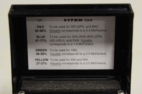 Hach DR100 Colorimeter-cover