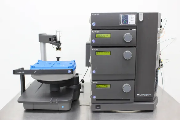 GE AKTAexplorer FPLC System with P-900 Pump, 100 ml/min, 10 MPa Pressure