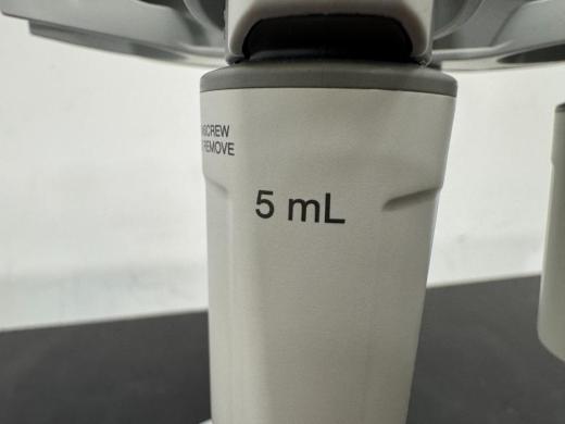 Eppendorf Research Plus Single Channel Pipettes with Dedicated Stand-cover