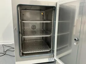 Thermo Fischer Scientific HERATherm IMH180-S Incubator, 3 of 4