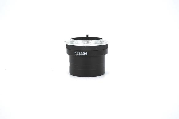 Wild Heerbrugg Leica Phototube Camera Adapter 162226 with 0.32x Reduction Lens 370759-cover