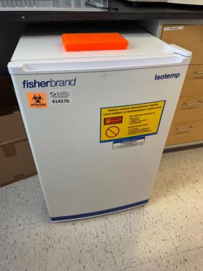 Fisherbrand Isotemp GT05LFEEFS -20°C Undercounter Laboratory Freezer-cover