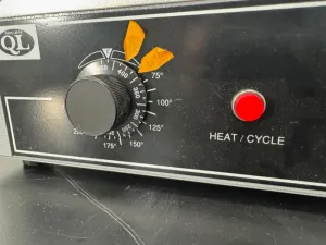 Quincy Lab 30AF Laboratory Drying Oven with Analog Temperature Control, 3 of 4