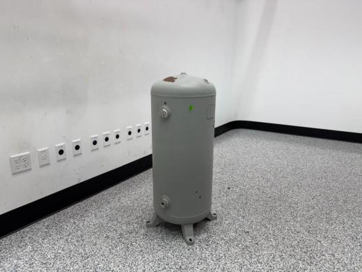 Vertical Air Receiver Tank ASME-Certified 20 Gallons 200 PSI Pressure Vessel-cover