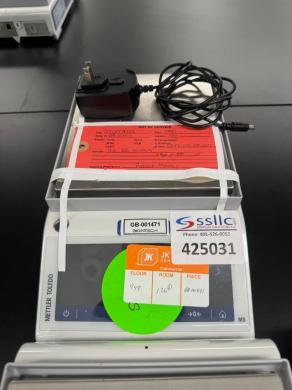 Mettler Toledo MS4002TS/00 Precision Digital Laboratory Scale-cover