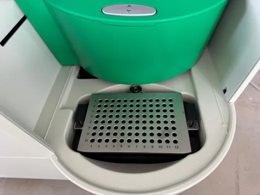 Bio-Rad QX200 Droplet Reader for 96-Well Plate Digital PCR Analysis