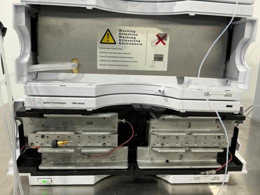 Agilent Technologies 1290 Infinity 6490 Triple Quad LC/MS Mass Spectrometer System-cover