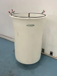 Terracon Industrial Vertical Cylindrical Storage Tank with Clamping Lid, 4 of 4