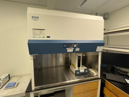 Esco LVS-4AS-F9 Laminar Flow Cabinet for Sterile Tissue Culture and Pharmaceutical Applications-cover
