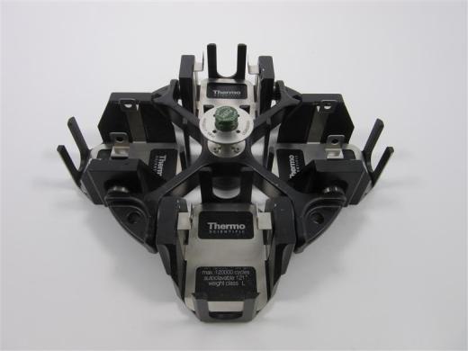 Thermo Scientific 75003607 Rotor and 75003617 Microplate Buckets for Centrifuges-cover