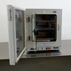 Sanyo MCO-5AC CO2 Incubator with 49-Liter Chamber and Precise Environmental Control, 3 of 12