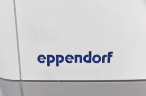 Eppendorf 5425R Refrigerated Microcentrifuge for Temperature-Sensitive Sample Processing, 11 of 13