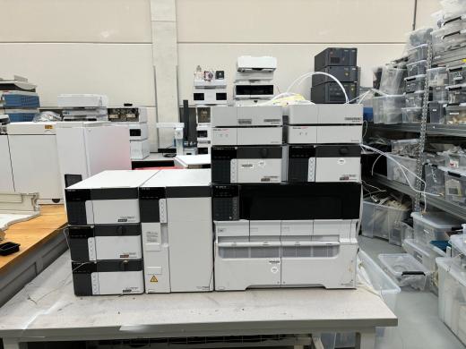 Shimadzu UFLC XR System-cover