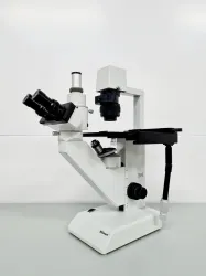 Hund Wetzlar Wilovert Inverted Microscope with Objectives, 6 of 43