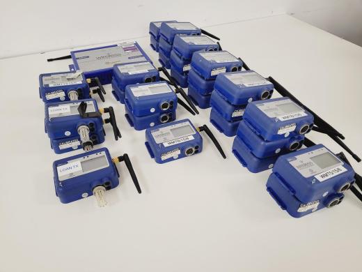 Lot of 30 x Comark Wireless Temperature Transmitters RF513,RF500,RF512,RF516 
        NOTE - THIS IS A SPARES/REPAIRS ITEM-cover