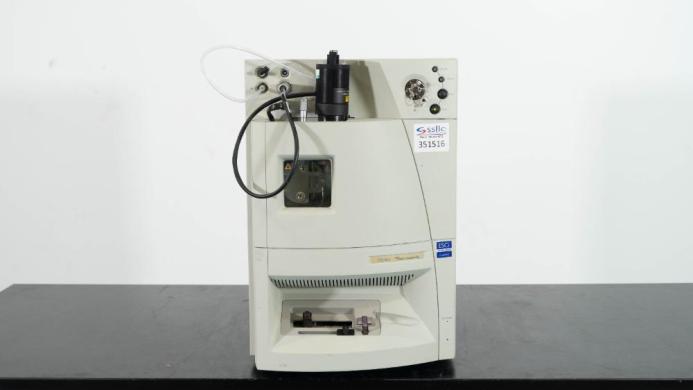 Waters Micromass ZQ Single Quadrupole Mass Spectrometer for Analytical and Biotechnology Applications-cover