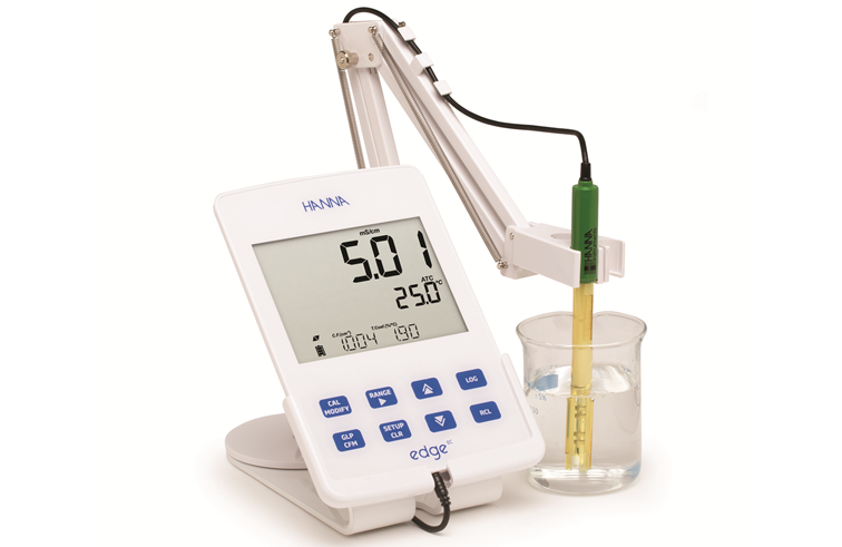 Hanna HI 2003-01 edge Digital EC/TDS/Salinity Meter with Smart Electrode
