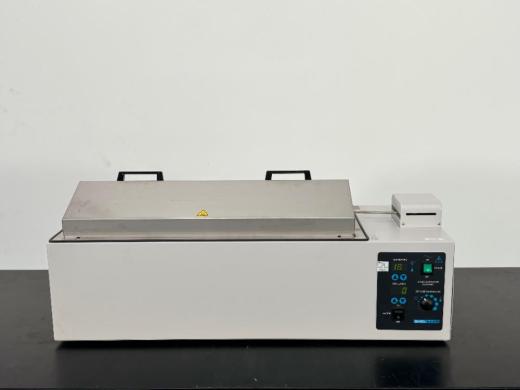 Shel Lab Laboratory Water Bath for precise temperature control-cover