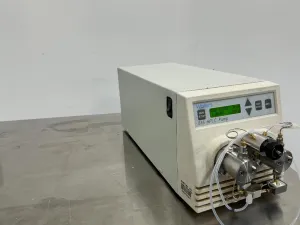 Waters Alliance 515 Pump High-Performance Liquid Chromatography (HPLC) Pump, 2 of 3
