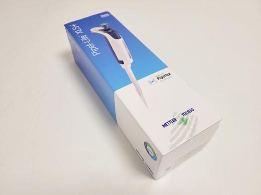 Mettler Toledo Pipet-Lite L-1000XLS+ Electronic Single-Channel Adjustable Volume Pipette-cover