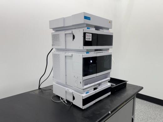Agilent 1260 Infinity II G7110B Modular HPLC System with Quaternary Pump and Diode Array Detector-cover
