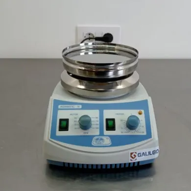 Selecta Agimatic N Hot Plate Stirrer with 10 L Capacity and Analog Controls