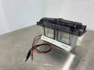 Life Technologies Bolt Mini Gel Electrophoresis Tank with Integrated Electrodes, 2 of 3