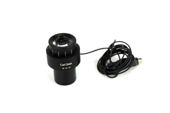 Zeiss 444224 PL 10x/25 Microscope Eyepiece with 3D Shutter-cover