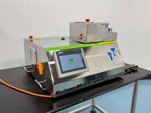 Three-Tec ZE 5/9 Hybrid Benchtop Laboratory Extruder with Touchscreen Control-cover