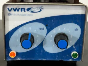 VWR 220 Mini Hotplate / Stirrer with Ceramic-Coated Heating Surface and Manual Controls, 3 of 4