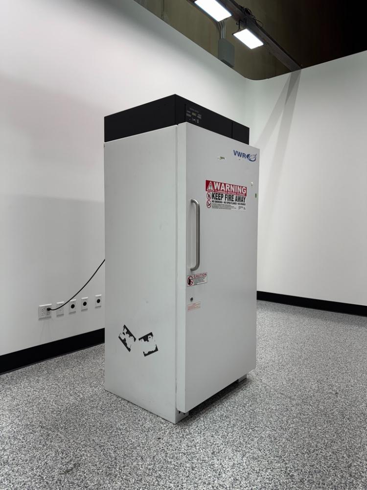 VWR FSF-3020-DA Laboratory Refrigerator-Freezer with Digital Control and Alarm