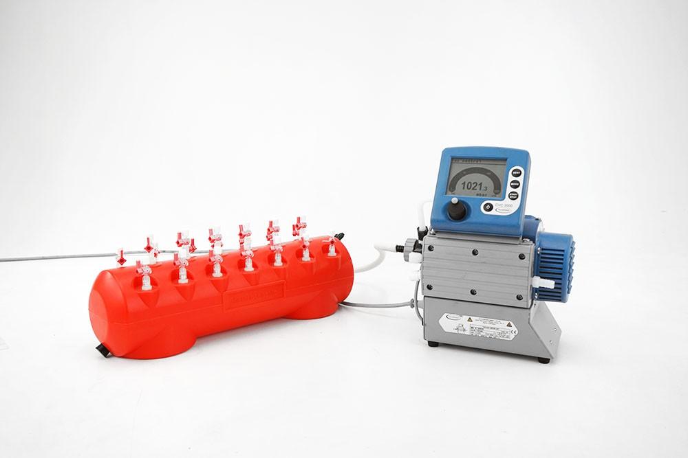 Thermo Scientific FastVac Vacuum Manifold with Vacuubrand MD 1C Vario Oil-Free Vacuum Pump