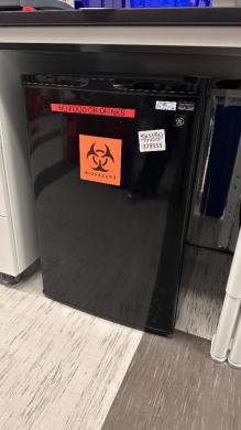 GE Laboratory Under Counter Refrigerator with Internal Shelving and Freezer Compartment-cover