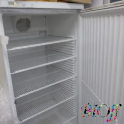 Nihon Freezer UKS-500DHC Biomedical Refrigerator with Key Lock, 2 of 2