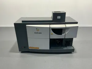 Varian 725-ES ICP Optical Emission Spectrometer for Precise Elemental Analysis, 3 of 6