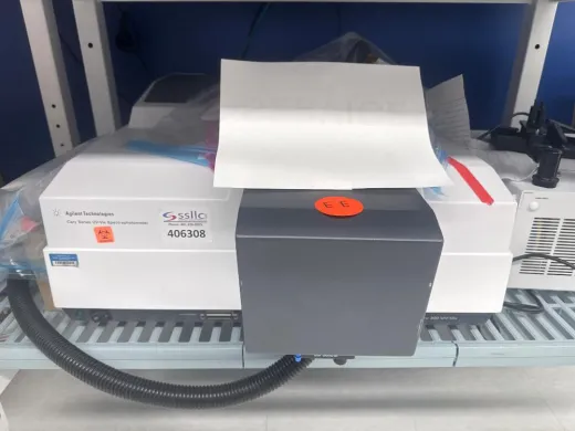 Agilent Cary UV-VIS Spectrophotometer for Precise Absorbance Measurement