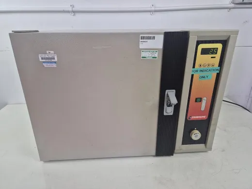 Carbolite PF30 Benchtop Convection Oven, 28 L, up to 300 °C