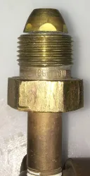 Liquid Air 141-N2-B98 Brass Nitrogen Regulator, CGA 580, 3 of 4