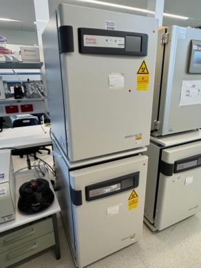 Thermo Scientific HERAcell vios 160i LK Double Stack CO2 Incubator for Cell Culture-cover