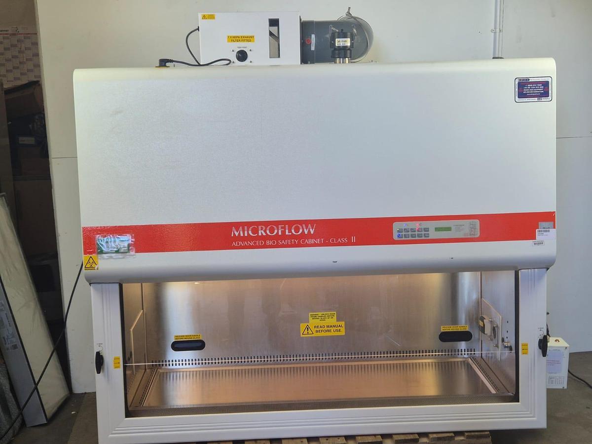 Bioquell Microflow Advanced Class II Biological Safety Cabinet with HEPA Filtration