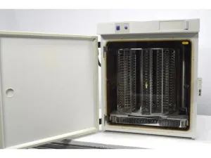 Thermo Scientific Cytomat 10C Automated CO2 Incubator with Carousel and Linear Transfer Station, 8 of 16