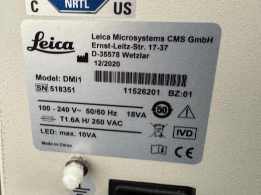 Leica DMi1 Inverted Microscope with Binocular and Trinocular Camera Port-cover