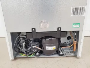 Logik LUL48W23 Laboratory Refrigerator for Sample Storage, 3 of 10