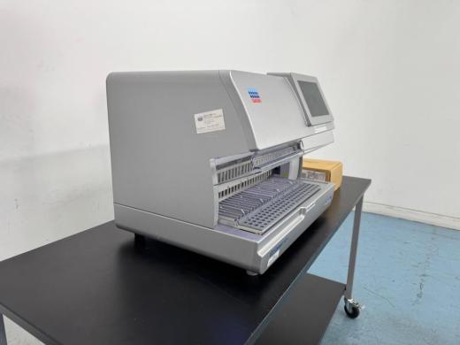 Qiagen EZ2 Connect MDx Automated Nucleic Acid Purification System-cover