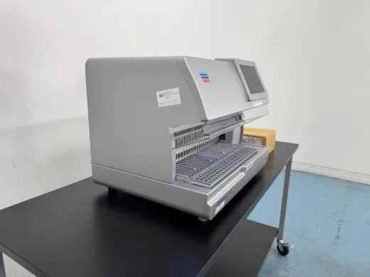 Qiagen EZ2 Connect MDx Automated Nucleic Acid Purification System with Touchscreen Interface
