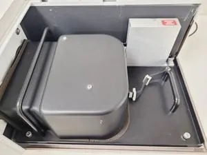 PerkinElmer Lambda 900 UV/VIS/NIR Spectrometer, 9 of 48