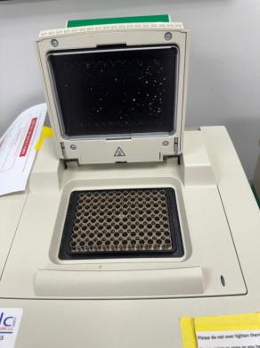 Bio-Rad C1000 Touch Thermal Cycler with 96-Well Block and Touchscreen Interface-cover