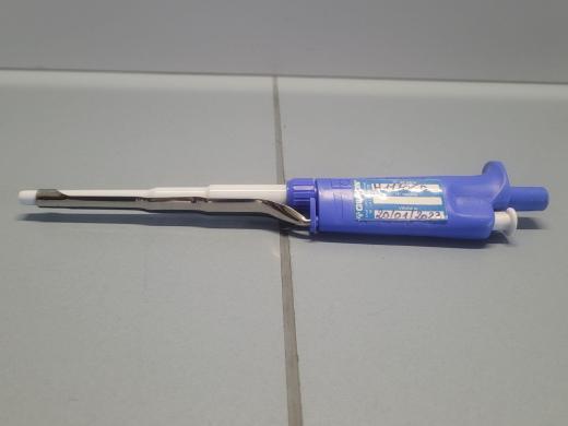 Gilson Pipetman F Fixed 500µl Laboratory Pipette-cover